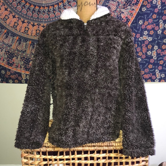 Magnolia South Tops - Cozy magnolia south pullover 💓